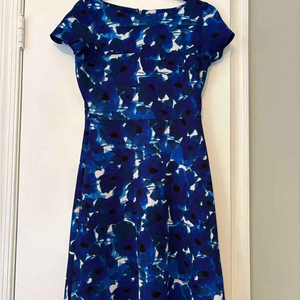 Ivanka Trump Elegant Blue Floral Dress